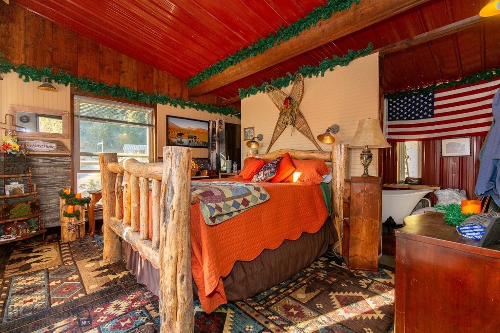 Sheridan, Montana, 59749, United States, 1 Bedroom Bedrooms, ,2 BathroomsBathrooms,Residential,Forsale,1986962