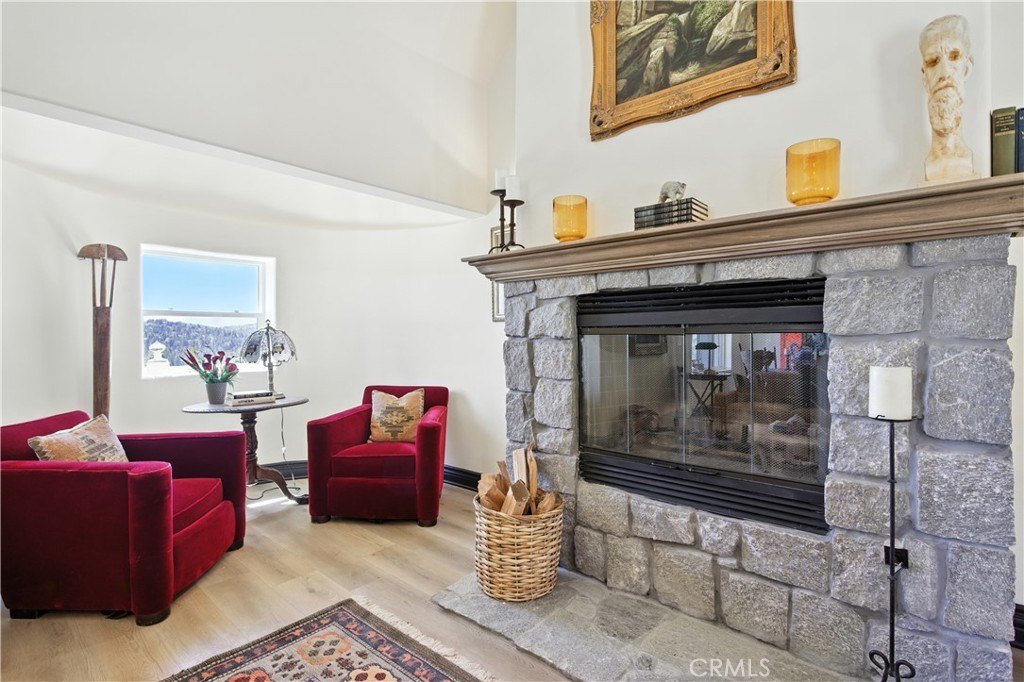 Lake Arrowhead, California, 92352, United States, 3 Bedrooms Bedrooms, ,3 BathroomsBathrooms,Residential,Forsale,1953306