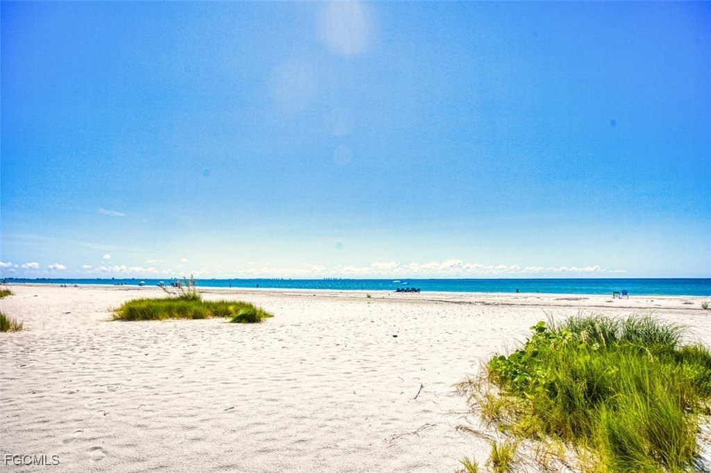 Sanibel, Florida, 33957, United States, 2 Bedrooms Bedrooms, ,2 BathroomsBathrooms,Residential,Forsale,1936228