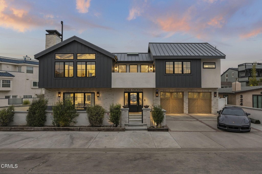 Oxnard, California, 93035, United States, 5 Bedrooms Bedrooms, ,4.5 BathroomsBathrooms,Residential,Forsale,1941484