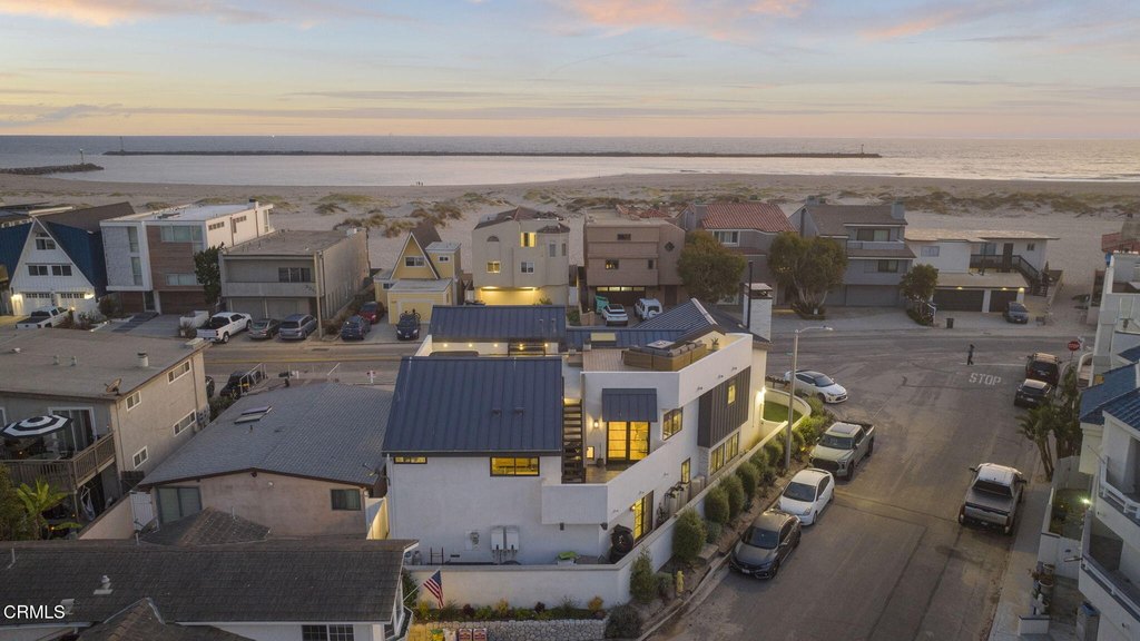 Oxnard, California, 93035, United States, 5 Bedrooms Bedrooms, ,4.5 BathroomsBathrooms,Residential,Forsale,1941484