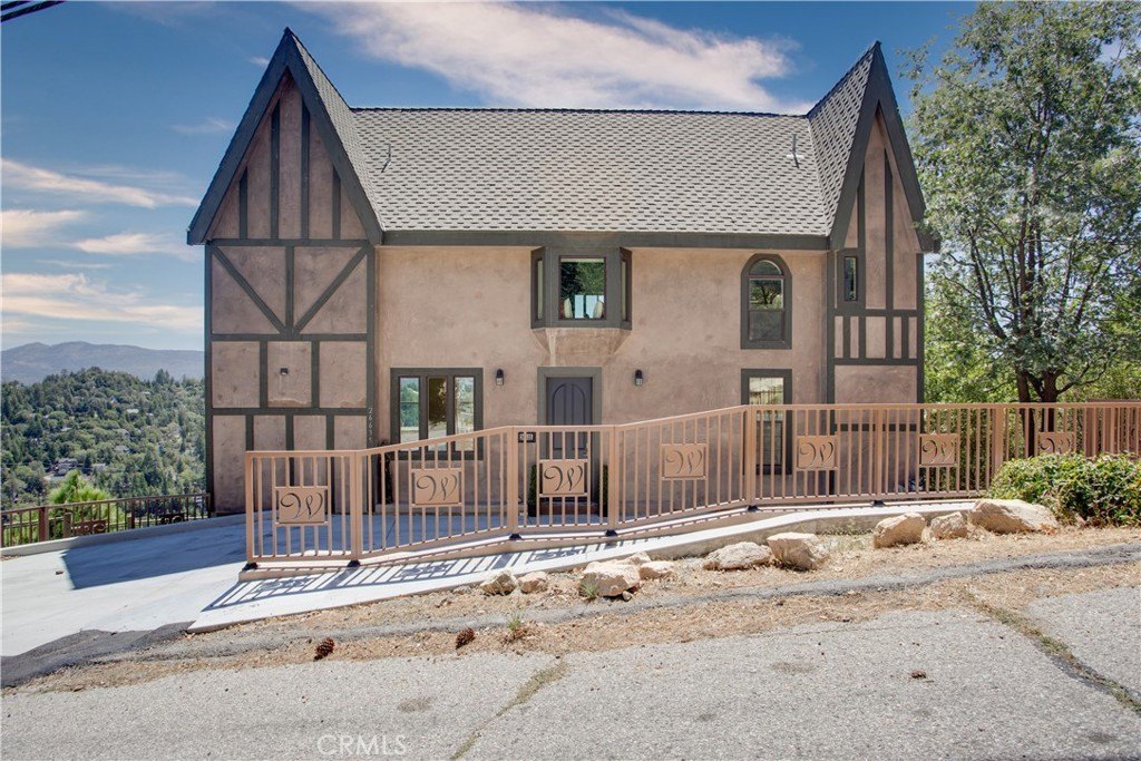Lake Arrowhead, California, 92352, United States, 3 Bedrooms Bedrooms, ,3 BathroomsBathrooms,Residential,Forsale,1953306