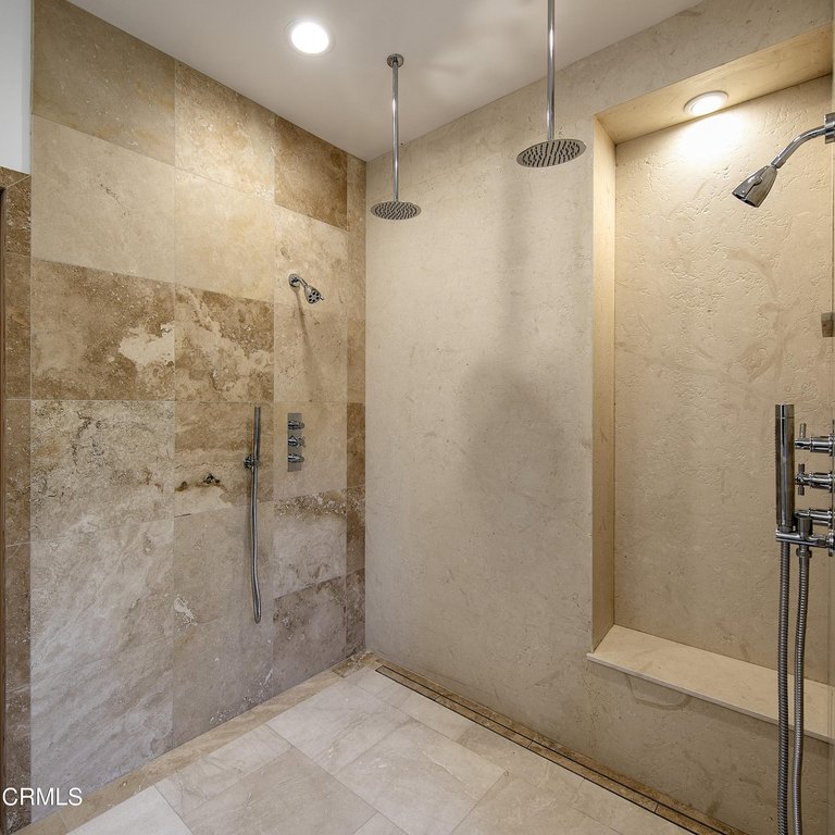 Ojai, California, 93023, United States, 5 Bedrooms Bedrooms, ,5.5 BathroomsBathrooms,Residential,Forsale,1963627