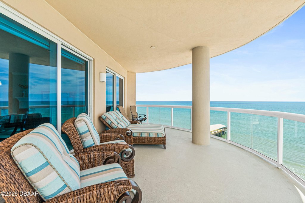 Daytona Beach Shores, Florida, 32118, United States, 3 Bedrooms Bedrooms, ,3 BathroomsBathrooms,Residential,Forsale,1946056