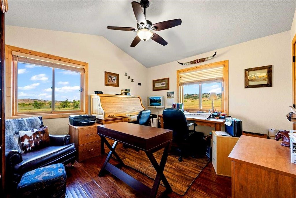 Upton, Wyoming, 82729, United States, 4 Bedrooms Bedrooms, ,3 BathroomsBathrooms,Residential,Forsale,1946266