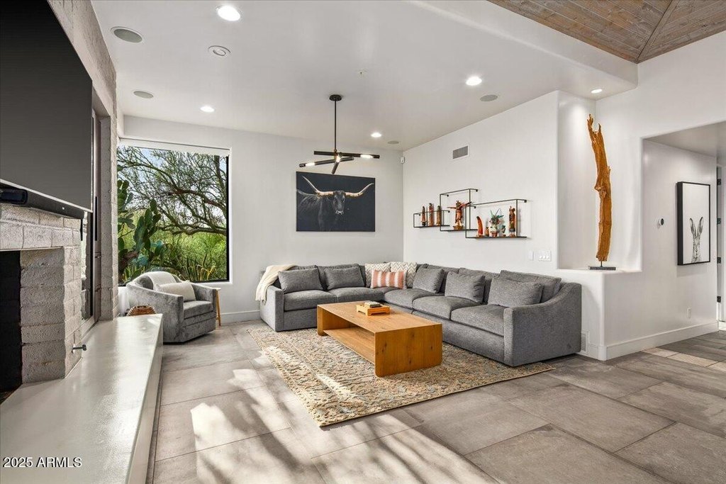 Scottsdale, Arizona, 85262, United States, 4 Bedrooms Bedrooms, ,5 BathroomsBathrooms,Residential,Forsale,1934069