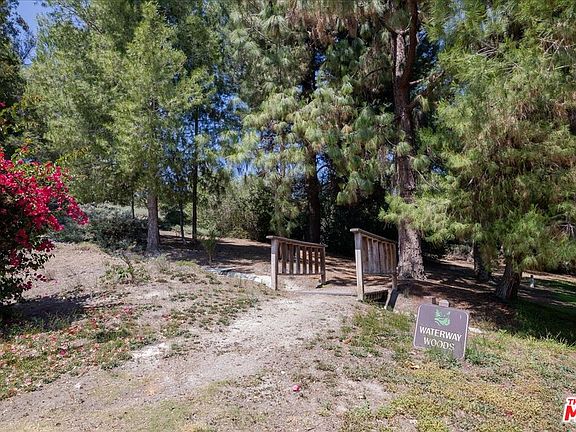 Mission Viejo, California, 92692, United States, 2 Bedrooms Bedrooms, ,2 BathroomsBathrooms,Residential,Forsale,1927551