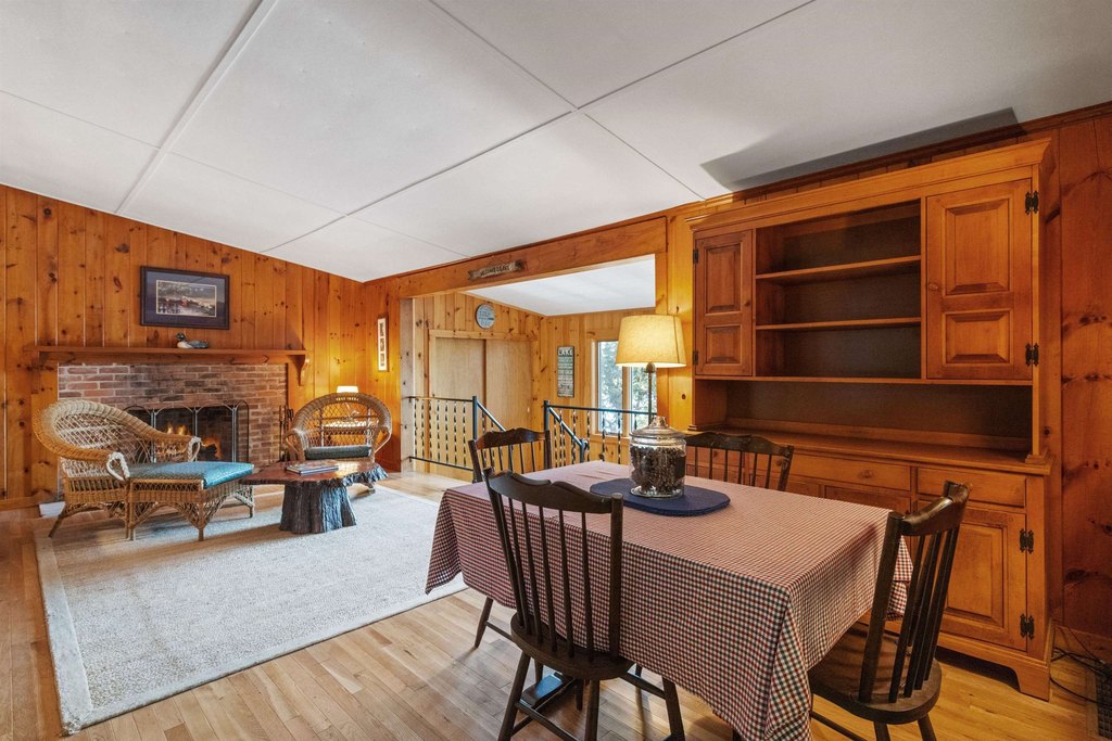 Moultonborough, New Hampshire, 03254, United States, 2 Bedrooms Bedrooms, ,1 BathroomBathrooms,Residential,Forsale,1952914
