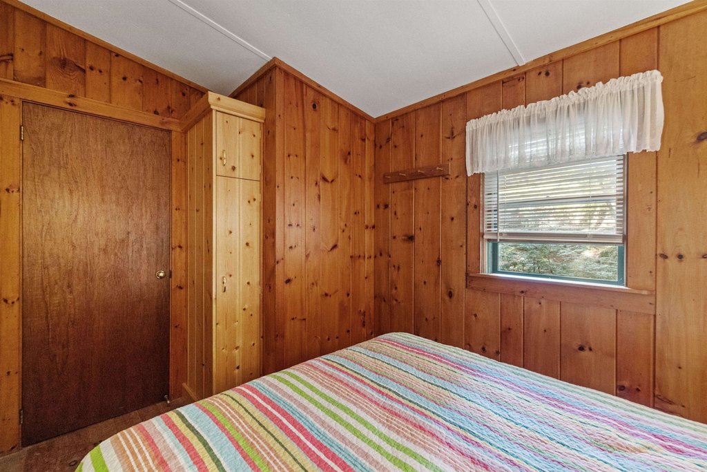 Moultonborough, New Hampshire, 03254, United States, 2 Bedrooms Bedrooms, ,1 BathroomBathrooms,Residential,Forsale,1952914