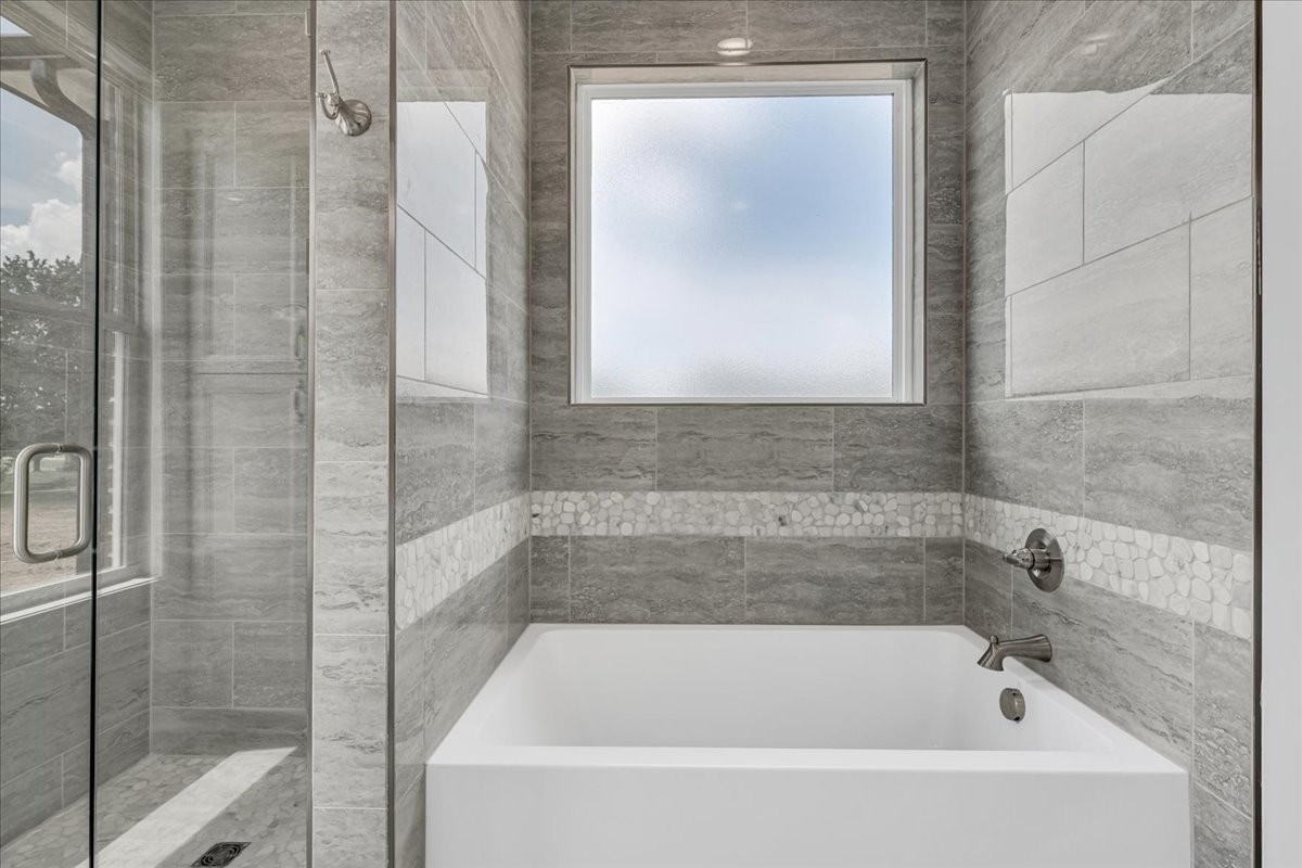 Smithville, Tennessee, 37166, United States, 3 Bedrooms Bedrooms, ,2.5 BathroomsBathrooms,Residential,Forsale,1999475