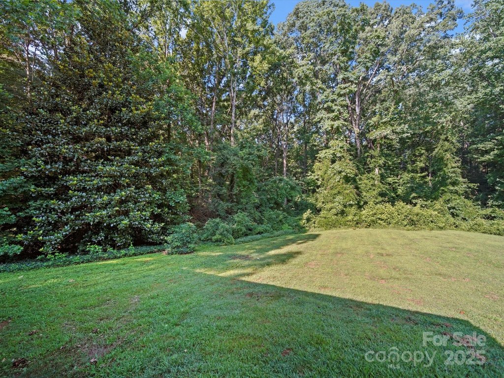 Statesville, North Carolina, 28625, United States, 3 Bedrooms Bedrooms, ,3 BathroomsBathrooms,Residential,Forsale,1985982