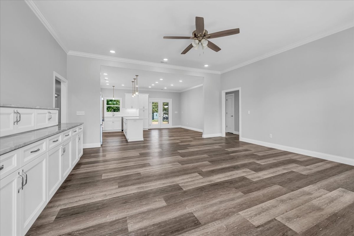 Smithville, Tennessee, 37166, United States, 3 Bedrooms Bedrooms, ,2.5 BathroomsBathrooms,Residential,Forsale,1999475