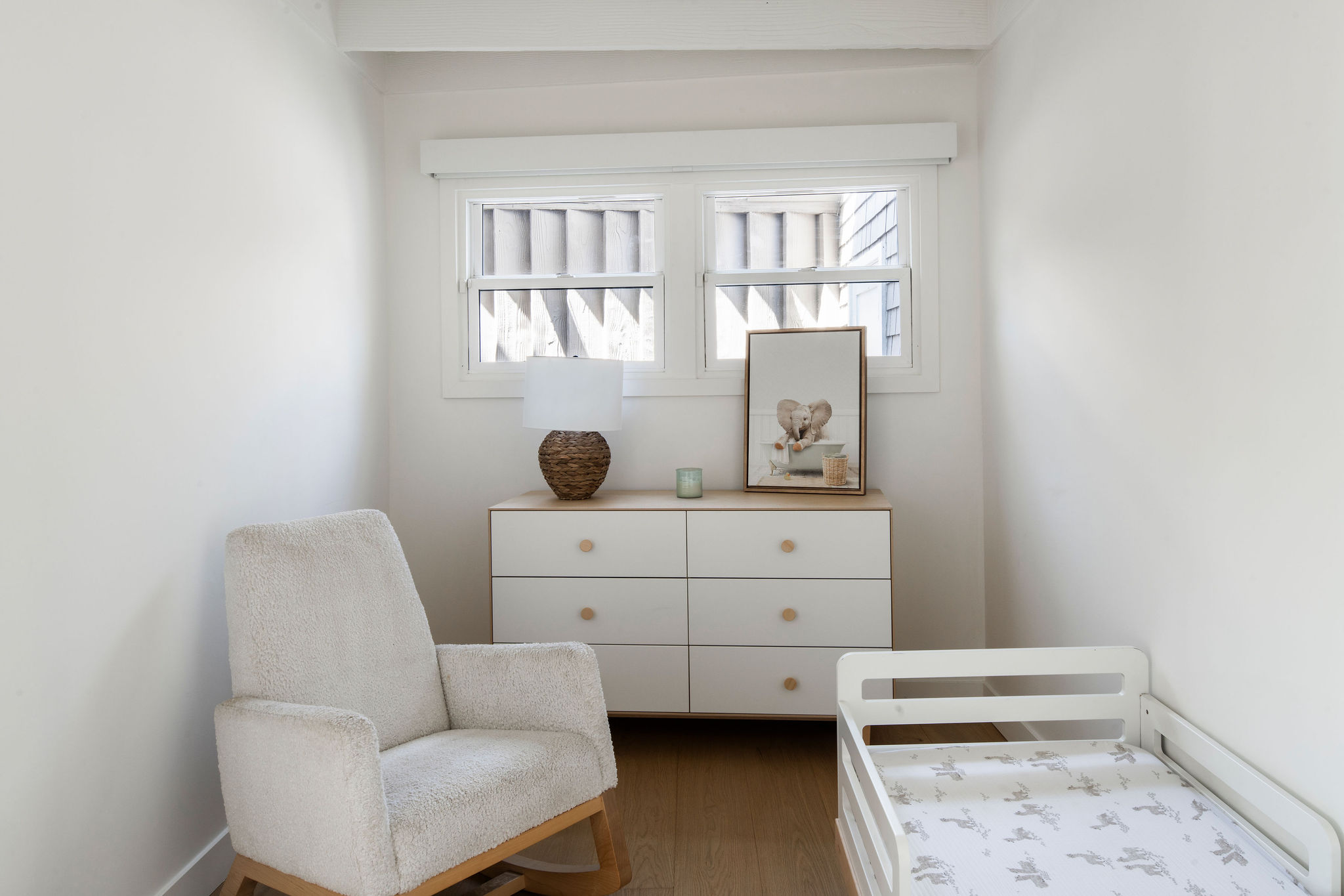 Malibu, California, 90265, United States, 3 Bedrooms Bedrooms, ,3 BathroomsBathrooms,Residential,Forsale,1922148