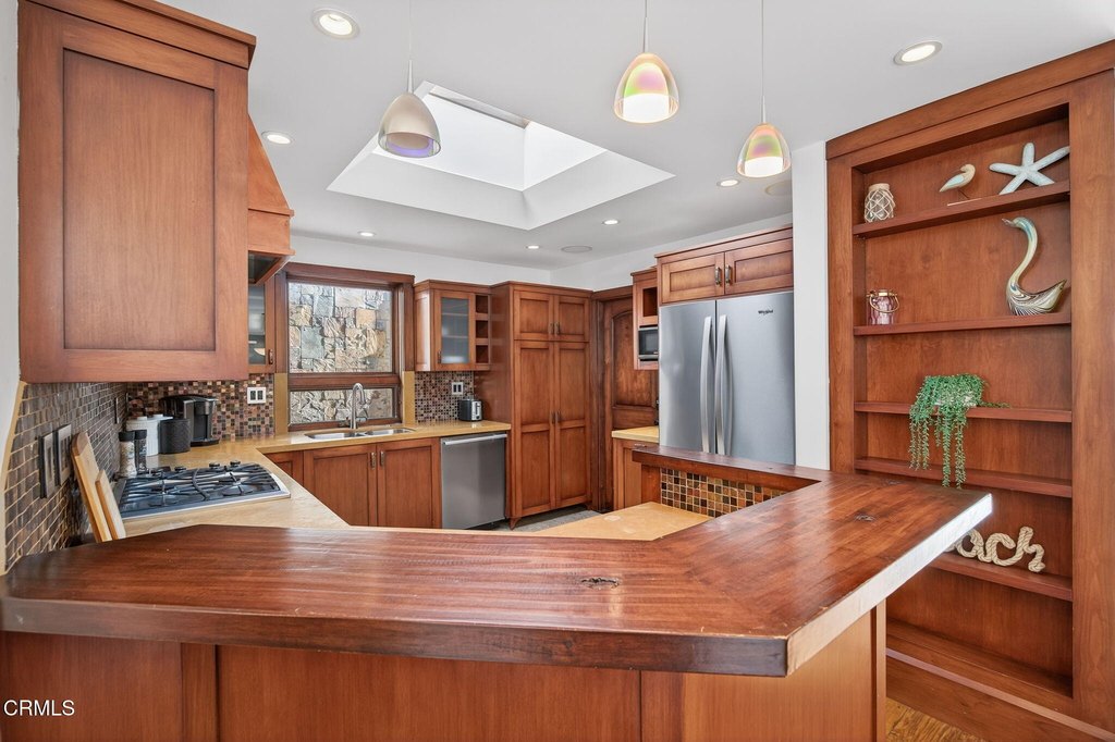 Oxnard, California, 93035, United States, 4 Bedrooms Bedrooms, ,3 BathroomsBathrooms,Residential,Forsale,1941480