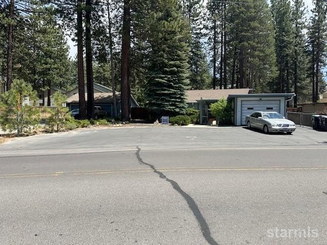 South Lake Tahoe, California, 96150, United States, 3 Bedrooms Bedrooms, ,2 BathroomsBathrooms,Residential,Forsale,1886486