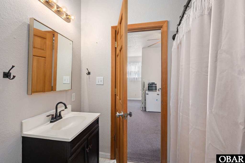 Kitty Hawk, North Carolina, 27949, United States, 4 Bedrooms Bedrooms, ,4.5 BathroomsBathrooms,Residential,Forsale,1951913