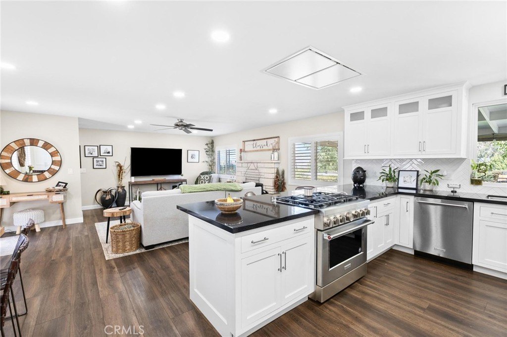 Yucaipa, California, 92399, United States, 3 Bedrooms Bedrooms, ,2 BathroomsBathrooms,Residential,Forsale,1941470