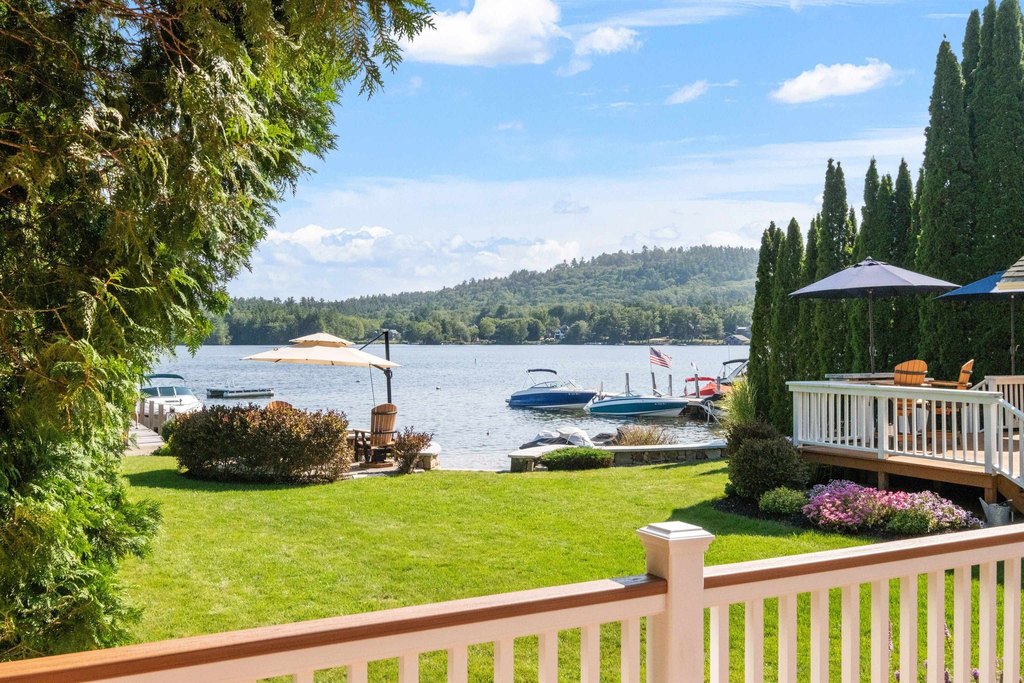 Moultonborough, New Hampshire, 03254, United States, 3 Bedrooms Bedrooms, ,1 BathroomBathrooms,Residential,Forsale,1952913