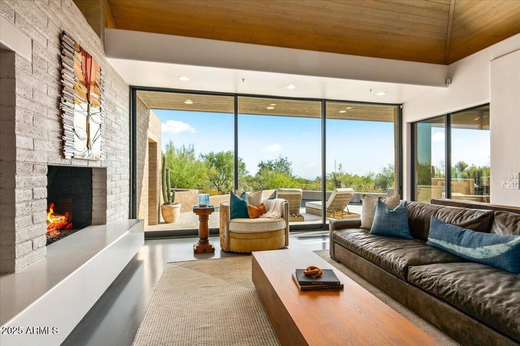 Scottsdale, Arizona, 85262, United States, 4 Bedrooms Bedrooms, ,5 BathroomsBathrooms,Residential,Forsale,1934069