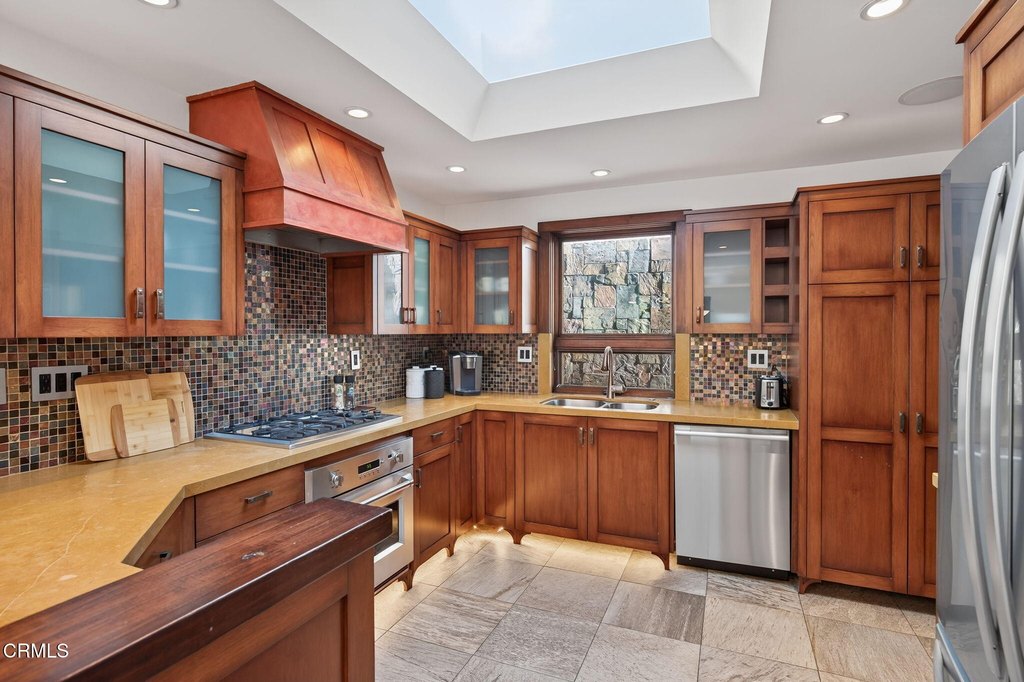 Oxnard, California, 93035, United States, 4 Bedrooms Bedrooms, ,3 BathroomsBathrooms,Residential,Forsale,1941480