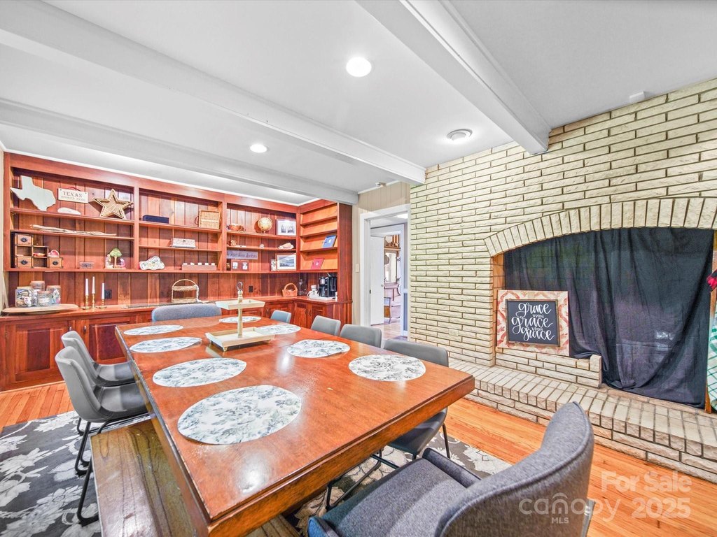 Statesville, North Carolina, 28625, United States, 3 Bedrooms Bedrooms, ,3 BathroomsBathrooms,Residential,Forsale,1985982