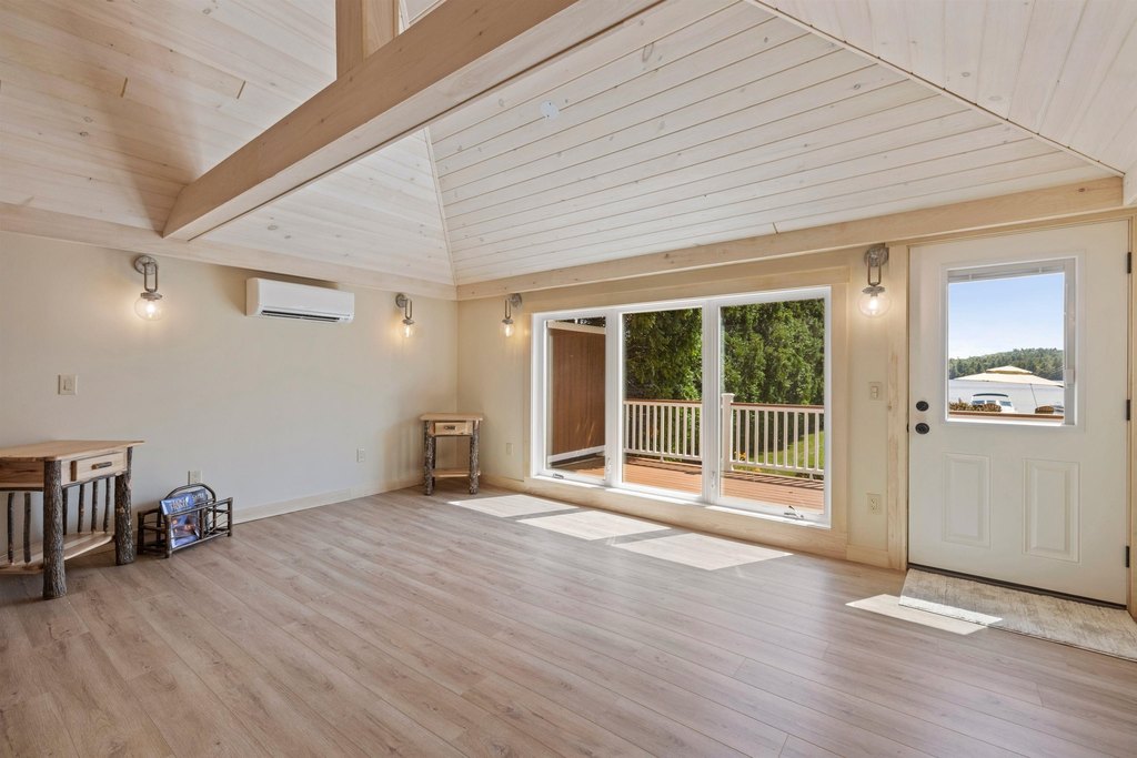 Moultonborough, New Hampshire, 03254, United States, 3 Bedrooms Bedrooms, ,1 BathroomBathrooms,Residential,Forsale,1952913