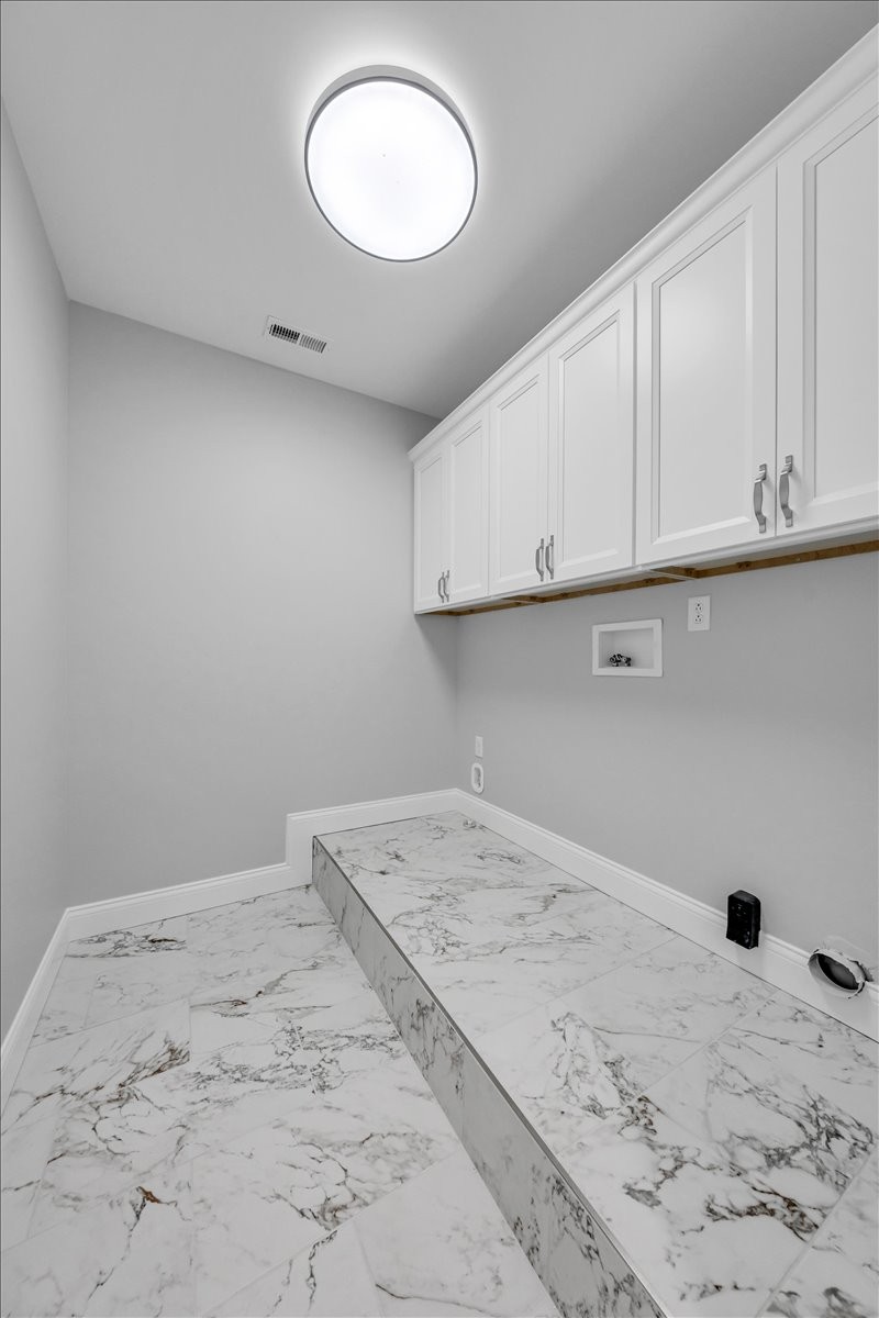 Smithville, Tennessee, 37166, United States, 3 Bedrooms Bedrooms, ,2.5 BathroomsBathrooms,Residential,Forsale,1999475