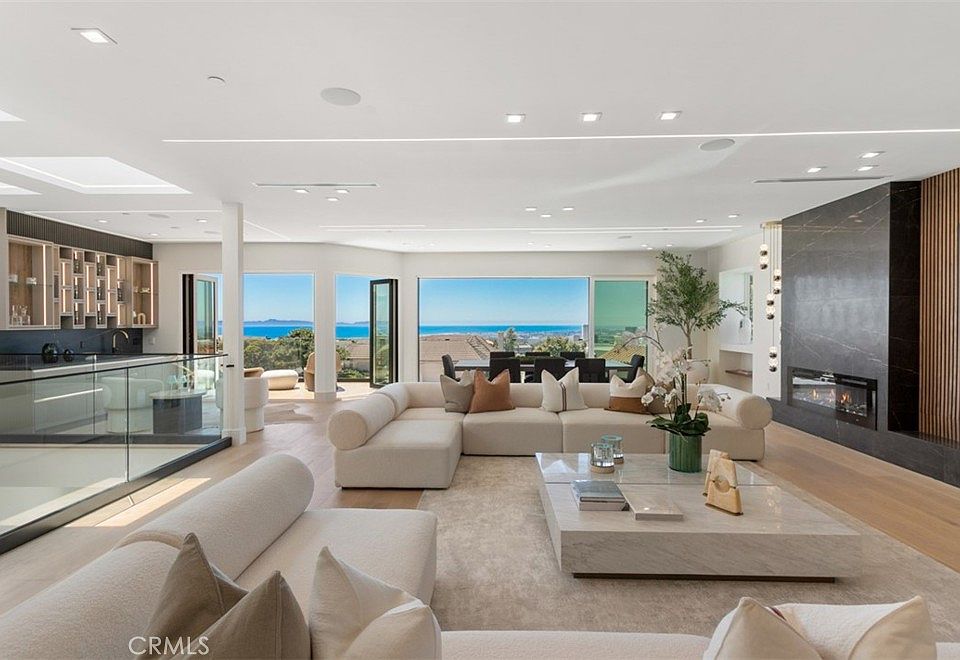 Newport Beach, California, 92660, United States, 5 Bedrooms Bedrooms, ,8 BathroomsBathrooms,Residential,Forsale,1927549
