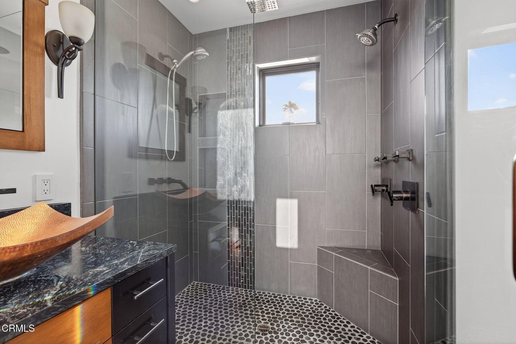 Oxnard, California, 93035, United States, 4 Bedrooms Bedrooms, ,3 BathroomsBathrooms,Residential,Forsale,1941480