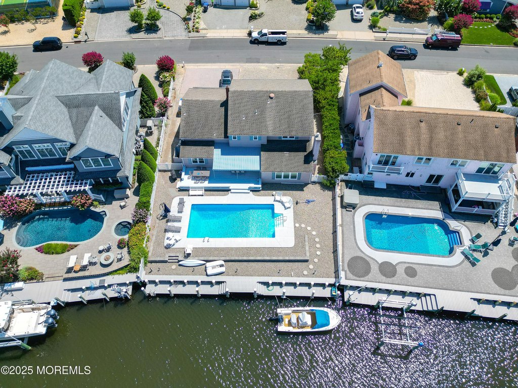 Mantoloking, New Jersey, 08738, United States, 4 Bedrooms Bedrooms, ,3 BathroomsBathrooms,Residential,Forsale,1922724