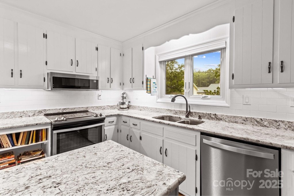 Salisbury, North Carolina, 28146, United States, 2 Bedrooms Bedrooms, ,2 BathroomsBathrooms,Residential,Forsale,1985913