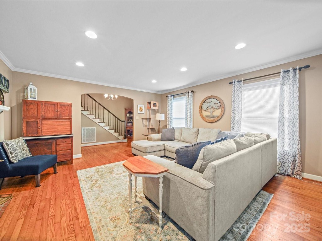 Statesville, North Carolina, 28625, United States, 3 Bedrooms Bedrooms, ,3 BathroomsBathrooms,Residential,Forsale,1985982