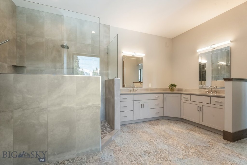 Big Sky, Montana, 59716, United States, 5 Bedrooms Bedrooms, ,5 BathroomsBathrooms,Residential,Forsale,1914962