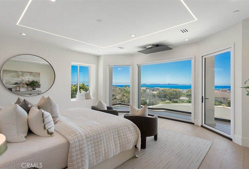Newport Beach, California, 92660, United States, 5 Bedrooms Bedrooms, ,8 BathroomsBathrooms,Residential,Forsale,1927549