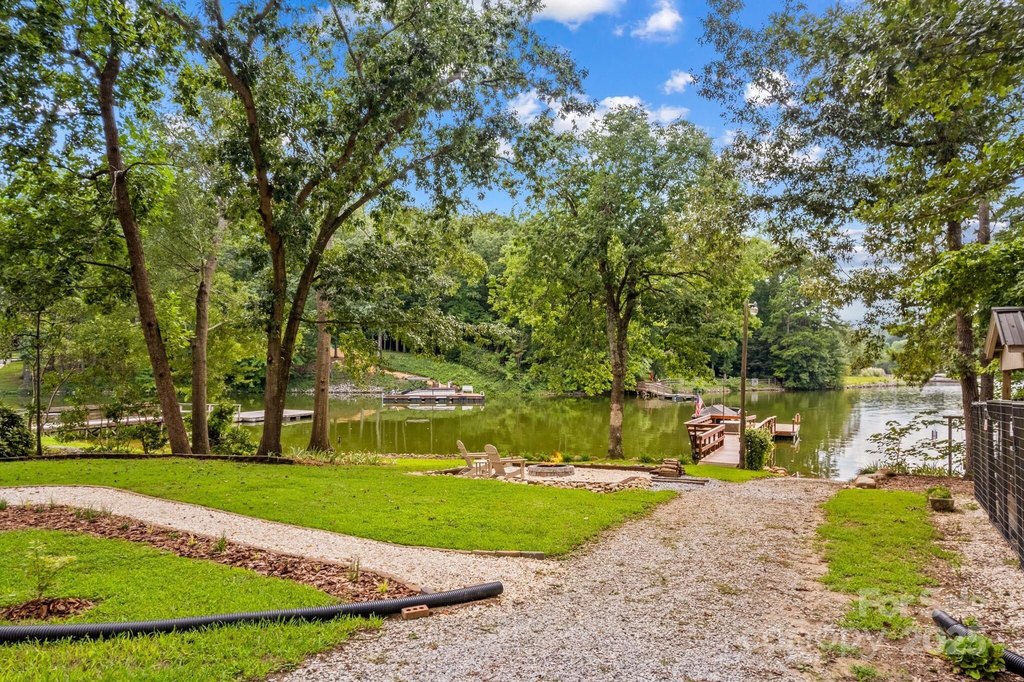 Salisbury, North Carolina, 28146, United States, 2 Bedrooms Bedrooms, ,2 BathroomsBathrooms,Residential,Forsale,1985913