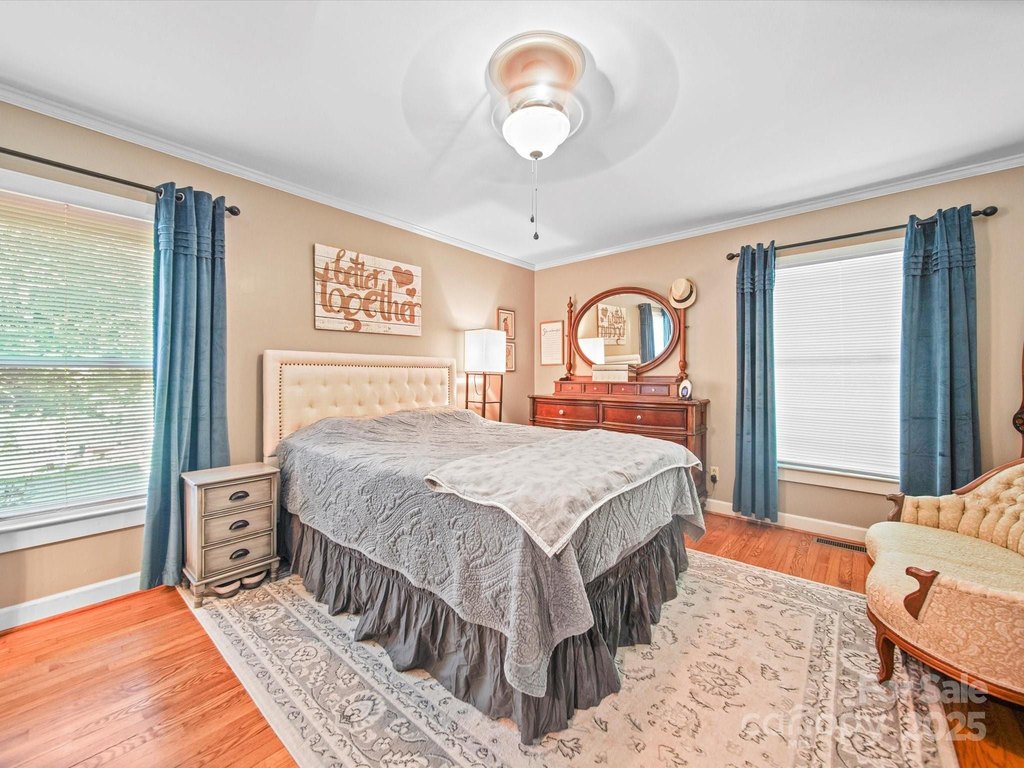 Statesville, North Carolina, 28625, United States, 3 Bedrooms Bedrooms, ,3 BathroomsBathrooms,Residential,Forsale,1985982