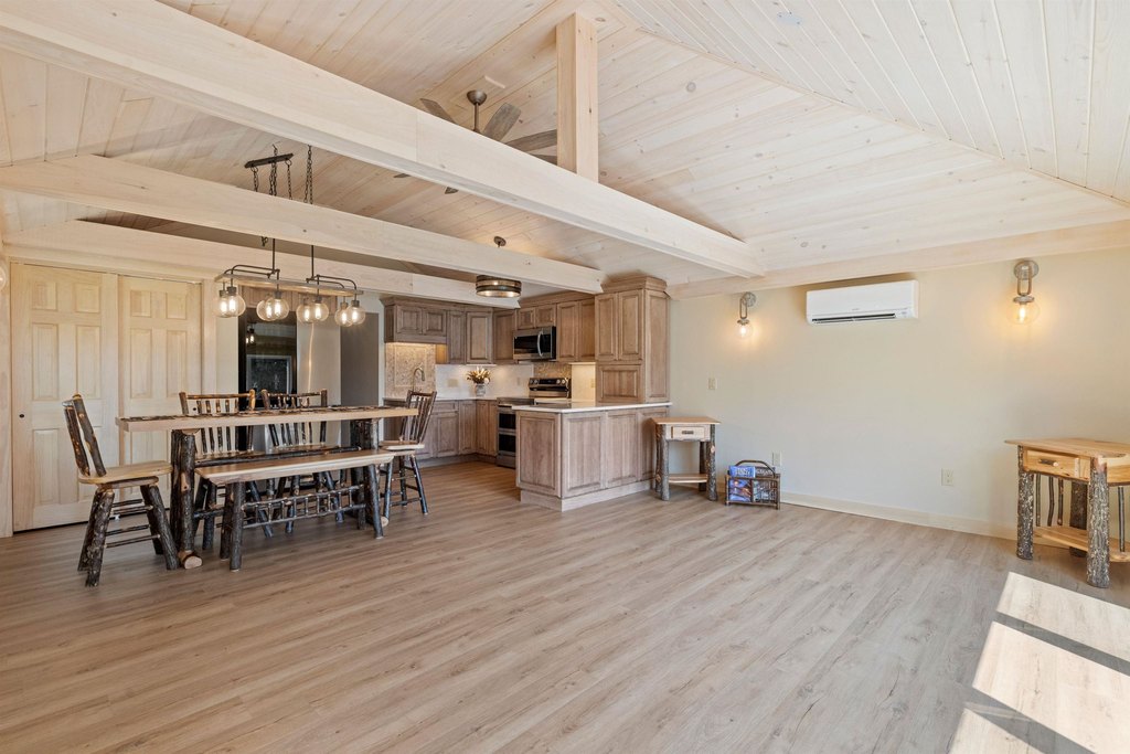 Moultonborough, New Hampshire, 03254, United States, 3 Bedrooms Bedrooms, ,1 BathroomBathrooms,Residential,Forsale,1952913
