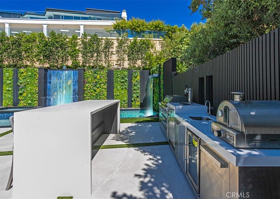 Newport Beach, California, 92660, United States, 5 Bedrooms Bedrooms, ,8 BathroomsBathrooms,Residential,Forsale,1927549