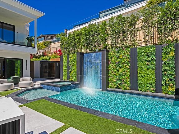 Newport Beach, California, 92660, United States, 5 Bedrooms Bedrooms, ,8 BathroomsBathrooms,Residential,Forsale,1927549