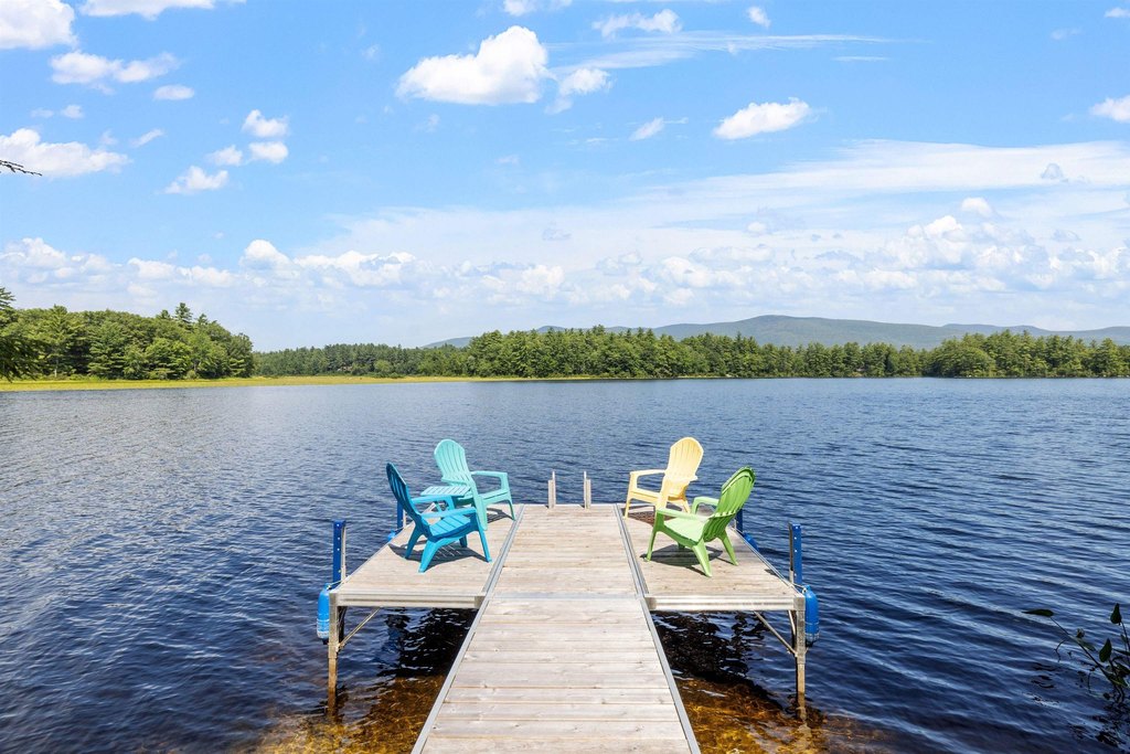 Moultonborough, New Hampshire, 03254, United States, 2 Bedrooms Bedrooms, ,1 BathroomBathrooms,Residential,Forsale,1952914