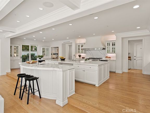 Newport Beach, California, 92660, United States, 5 Bedrooms Bedrooms, ,6 BathroomsBathrooms,Residential,Forsale,1927550