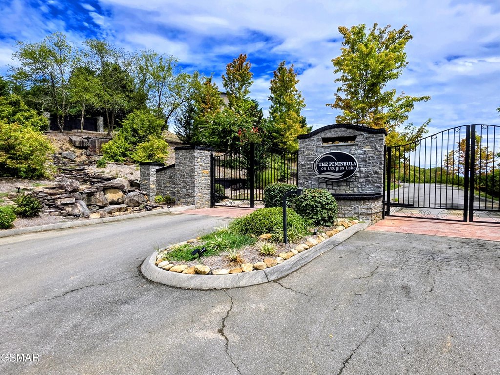 Sevierville, Tennessee, 37876, United States, ,Land,Forsale,1942447
