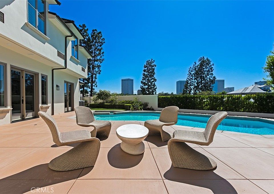 Newport Beach, California, 92660, United States, 5 Bedrooms Bedrooms, ,6 BathroomsBathrooms,Residential,Forsale,1927550