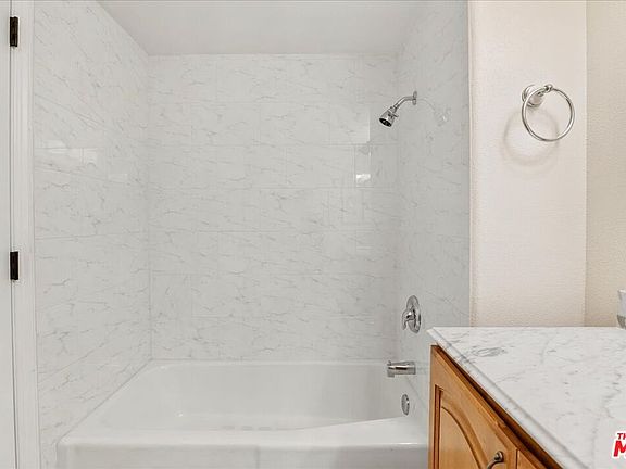 Mission Viejo, California, 92692, United States, 2 Bedrooms Bedrooms, ,2 BathroomsBathrooms,Residential,Forsale,1927551