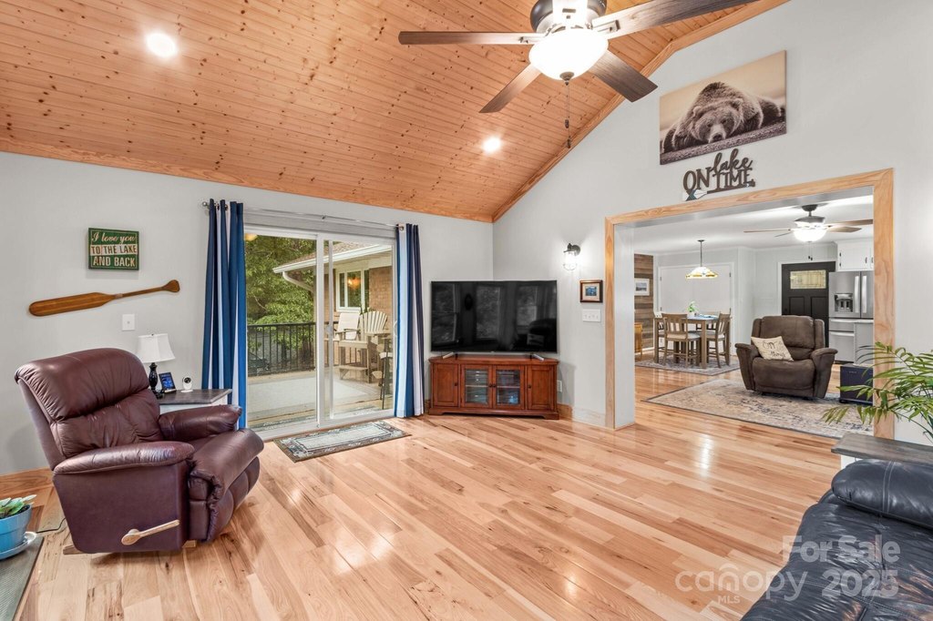 Salisbury, North Carolina, 28146, United States, 2 Bedrooms Bedrooms, ,2 BathroomsBathrooms,Residential,Forsale,1985913