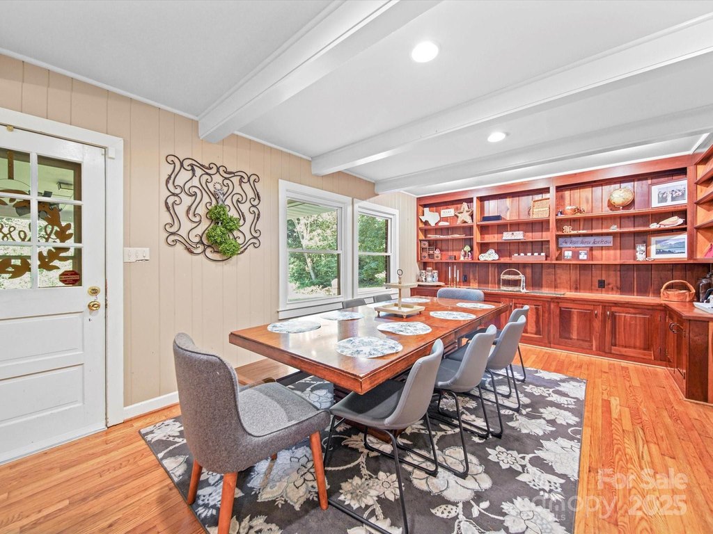 Statesville, North Carolina, 28625, United States, 3 Bedrooms Bedrooms, ,3 BathroomsBathrooms,Residential,Forsale,1985982