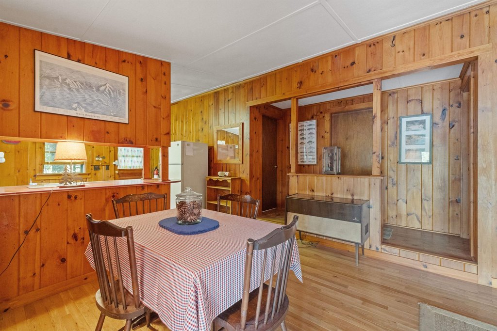 Moultonborough, New Hampshire, 03254, United States, 2 Bedrooms Bedrooms, ,1 BathroomBathrooms,Residential,Forsale,1952914