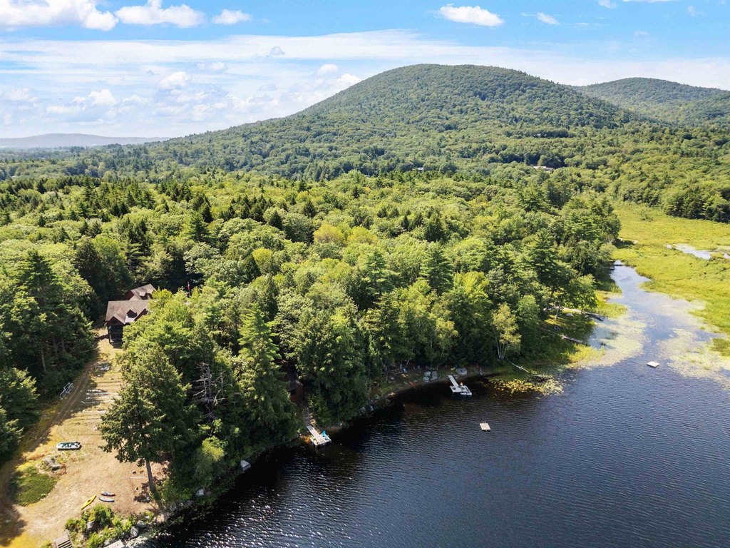 Moultonborough, New Hampshire, 03254, United States, 2 Bedrooms Bedrooms, ,1 BathroomBathrooms,Residential,Forsale,1952914