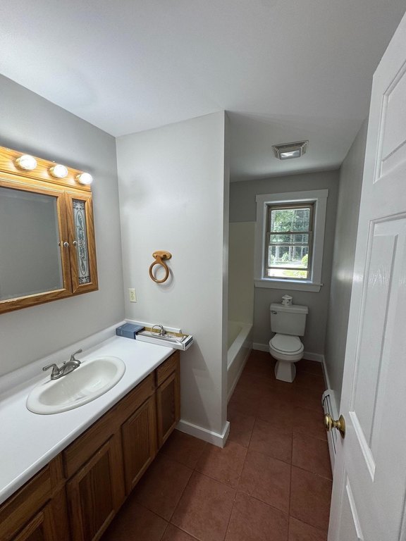 Tamworth, New Hampshire, 03886, United States, 13 Bedrooms Bedrooms, ,12 BathroomsBathrooms,Residential,Forsale,1968468