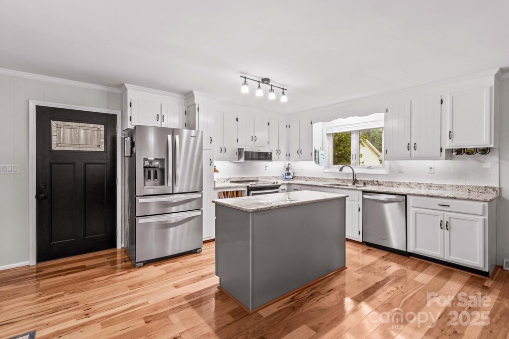 Salisbury, North Carolina, 28146, United States, 2 Bedrooms Bedrooms, ,2 BathroomsBathrooms,Residential,Forsale,1985913